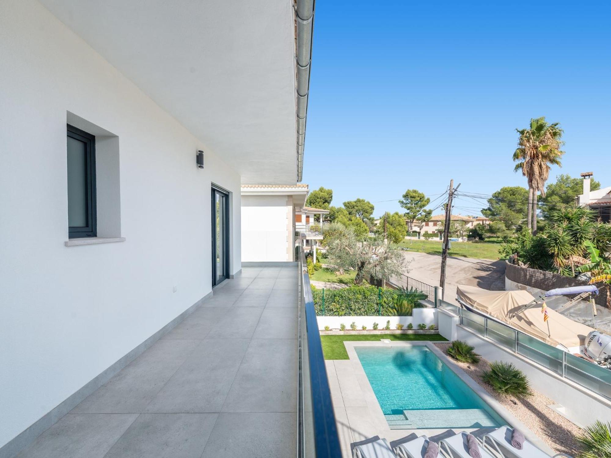 Villa Modern With Pool Alcúdia